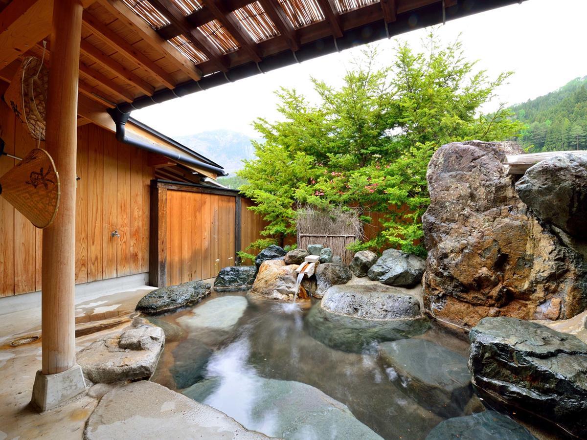 Ryori Ryokan Okuhida Sansoan Kyoya Takayama  Exteriör bild